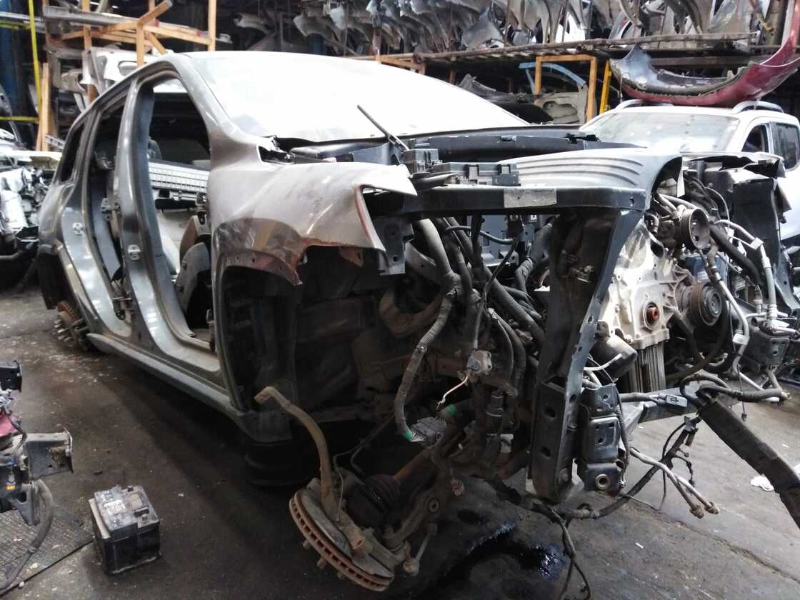  Jeep GRAND CHEROKEE 2013    EN DESARME